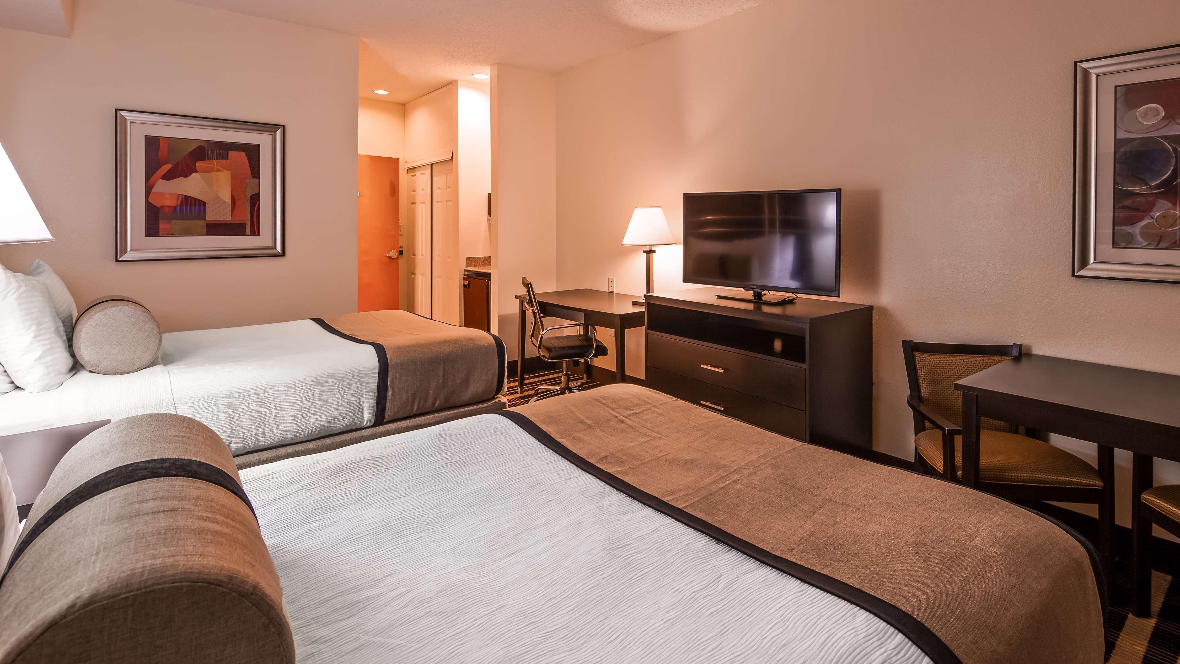 Best Western Plus Rockwall Inn & Suites Екстериор снимка