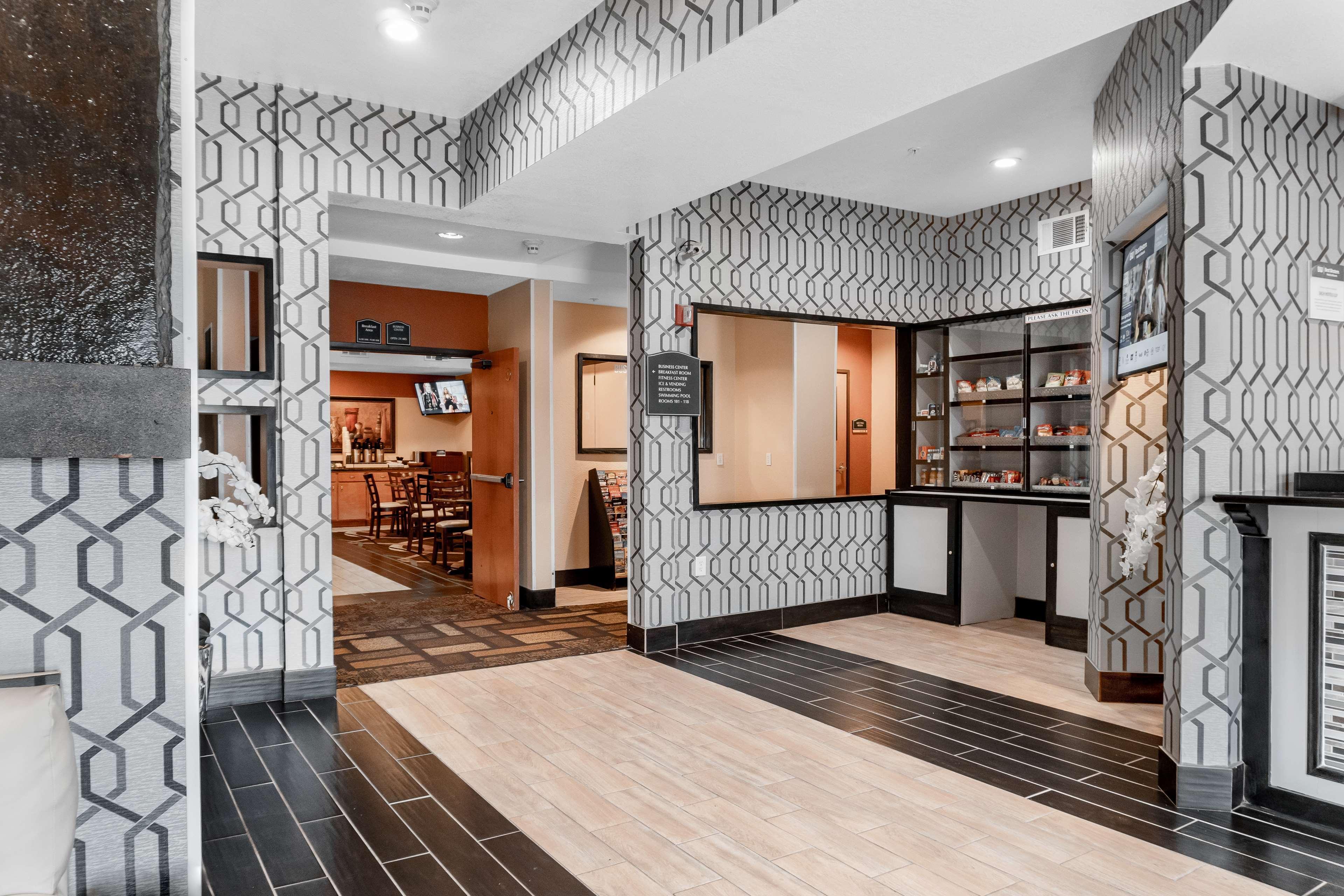 Best Western Plus Rockwall Inn & Suites Екстериор снимка